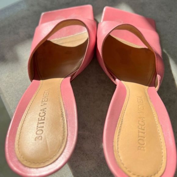 Bottega Veneta stretch mules - Picture 4 of 4